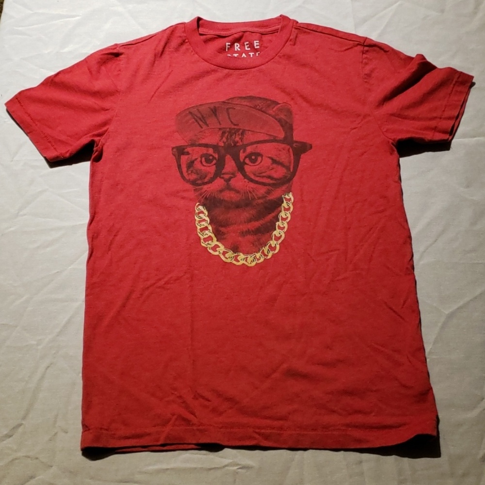 T shirt by free state